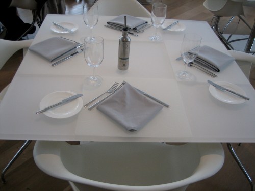 IMG_4738 Bright, beautiful room, wood-fire oven, terrific view, modern yet comfortable chairs, Italian-influenced lunch fare by Chef Tony Mantuano